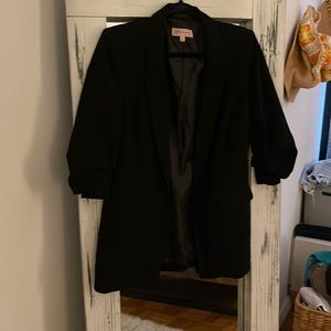Black quarter sleeve blazer